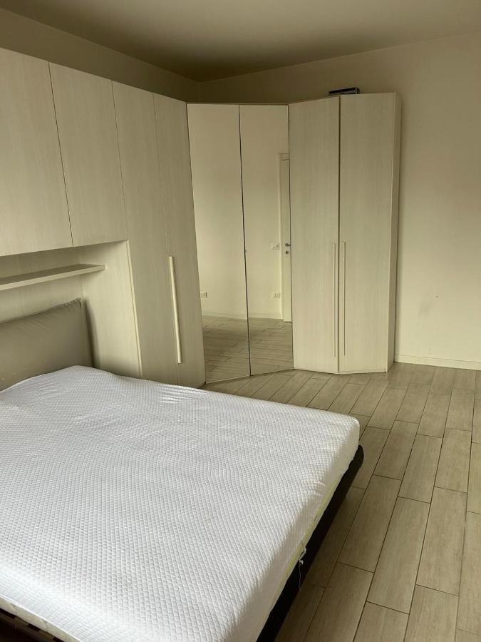 Ferienwohnung Parkside Heaven Milano Affori Exterior foto
